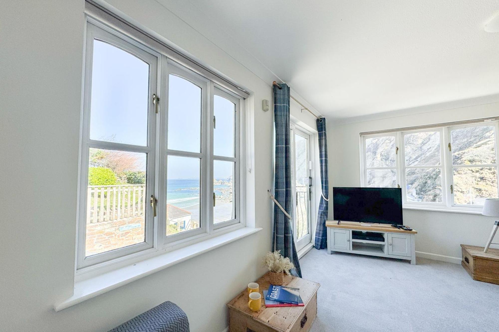 Above The Beach St Agnes  Extérieur photo